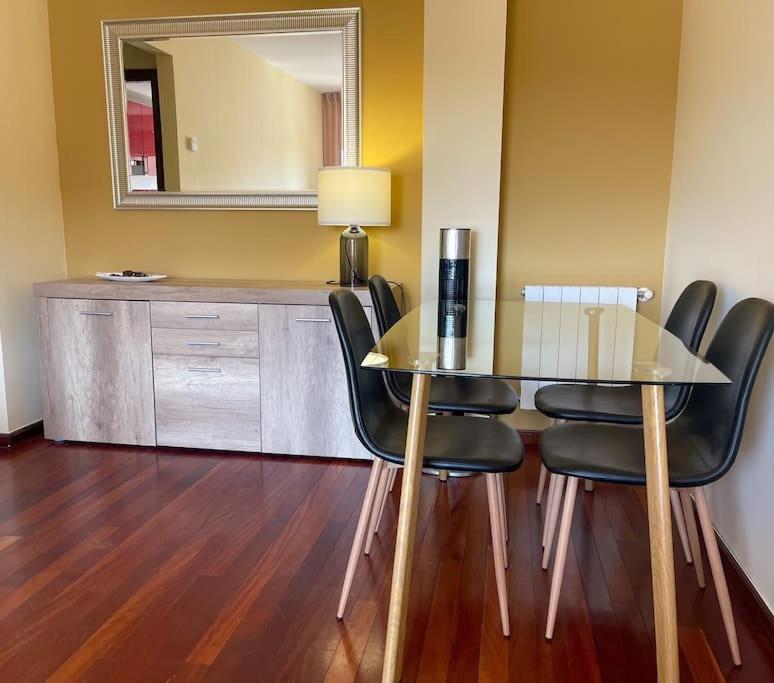 El Apartamento De Adriana En Torrelavega. Exterior foto